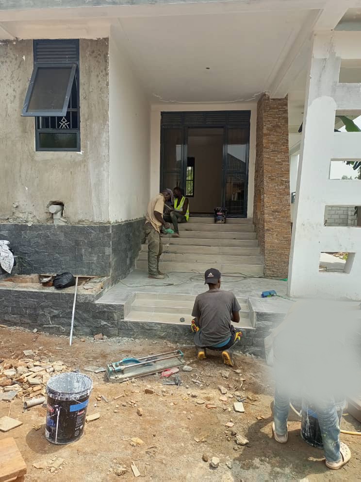 Looking for a reliable building contractor in Uganda? Trust Kasanje Construction Company to build your dream home from foundation to finish.